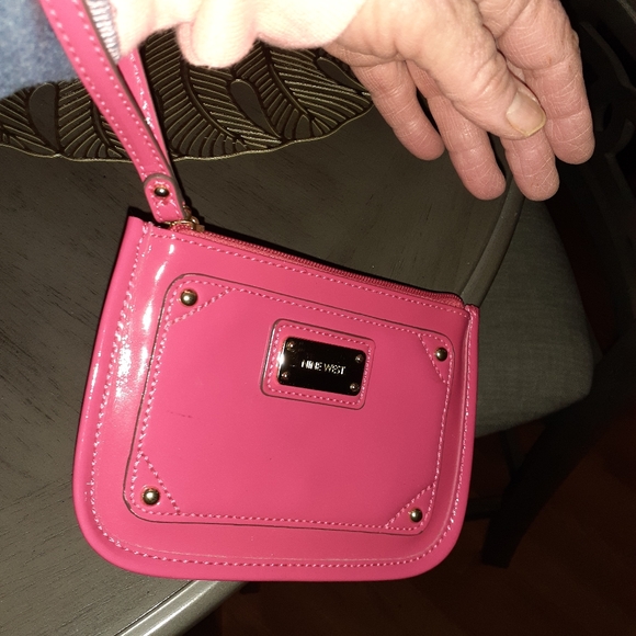 Wristlet - Picture 3 of 4